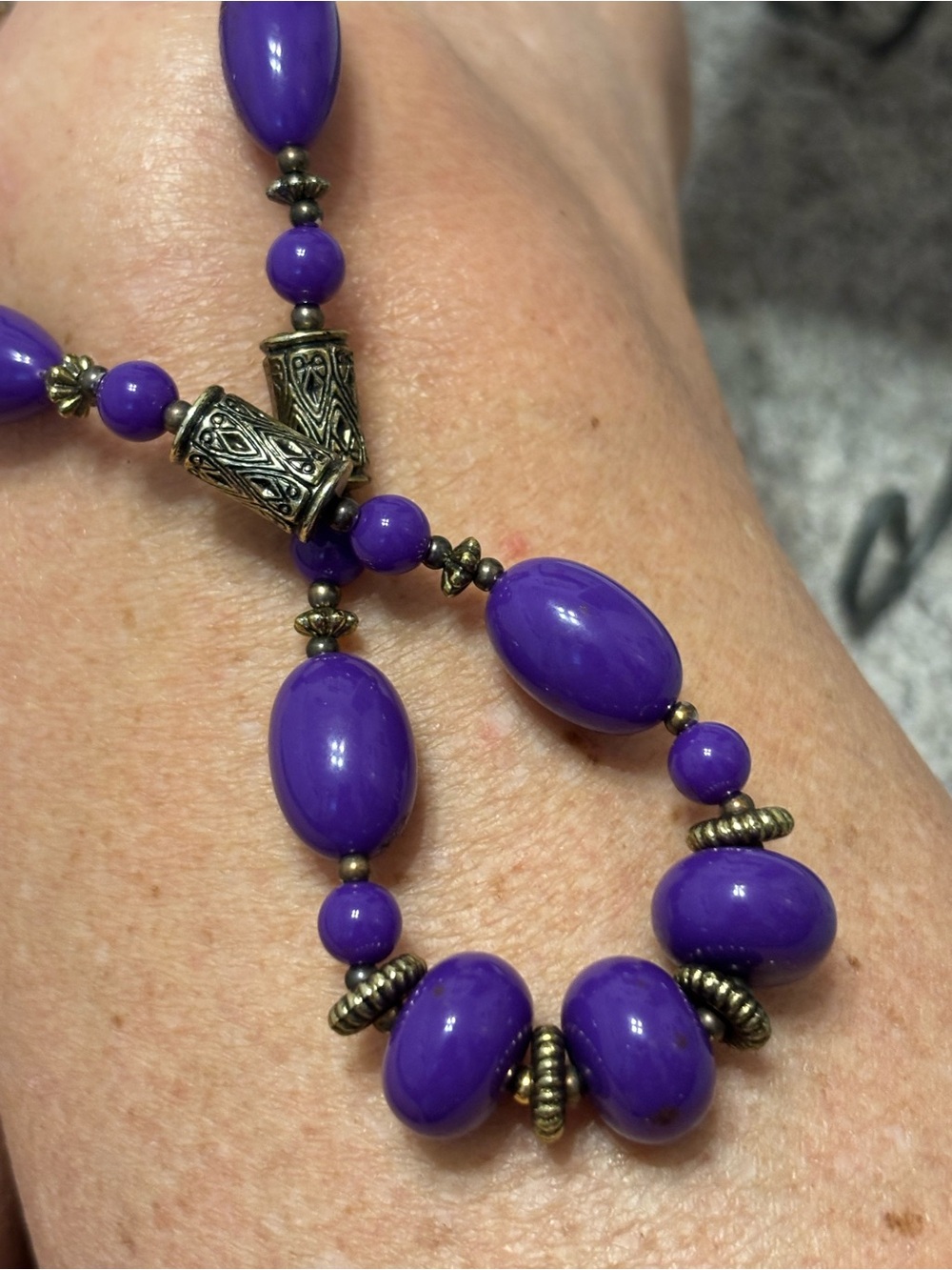 💎 Purple Beaded Statement Necklace
